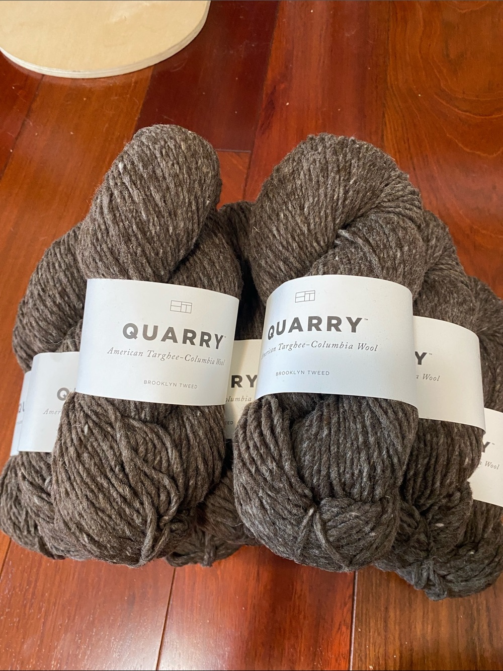 Brooklyn Tweed Brown Wool Yarn - 9 Skeins « quarry «  Chunky weight